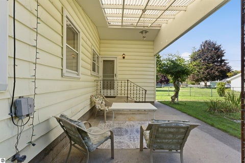 Tiny photo for 514 W Thirteenth Street, Traverse City, MI 49684 (MLS # 1951381)