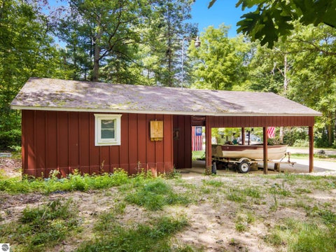 Tiny photo for 4883 Poplar Drive, Harrison, MI 48625 (MLS # 1948767)