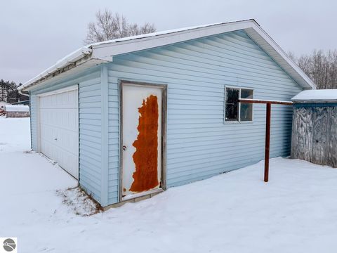 Tiny photo for 6570 N Geneva Road, Coleman, MI 48618 (MLS # 1941922)