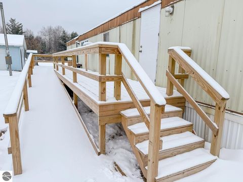 Tiny photo for 6570 N Geneva Road, Coleman, MI 48618 (MLS # 1941922)