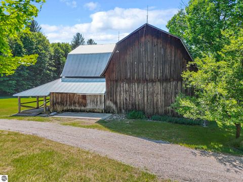 Tiny photo for 2747 S Good Harbor Trail, Cedar, MI 49621 (MLS # 1946876)