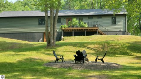 Tiny photo for 5005 White Birch Lane, Farwell, MI 48622 (MLS # 1948205)