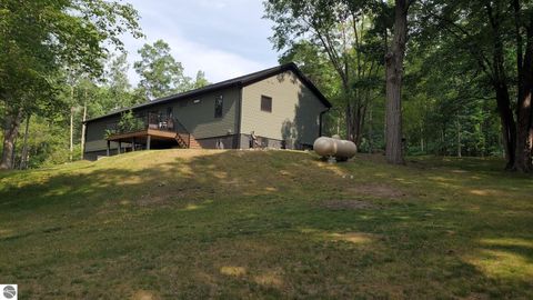 Tiny photo for 5005 White Birch Lane, Farwell, MI 48622 (MLS # 1948205)