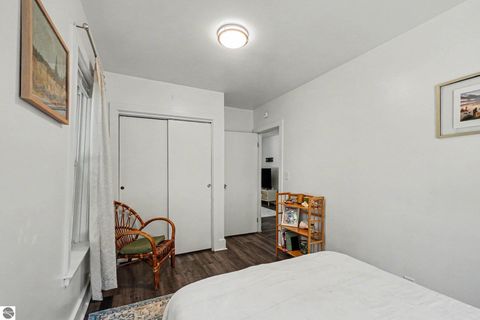 Tiny photo for 722 N University Avenue, Mt Pleasant, MI 48858 (MLS # 1947004)