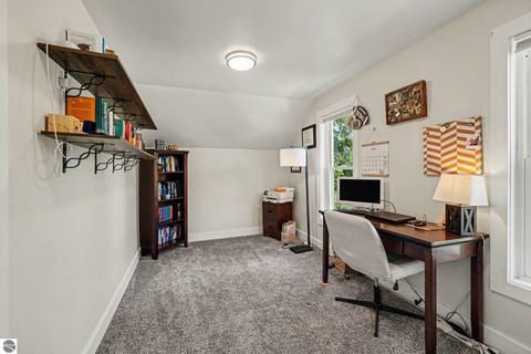 Tiny photo for 722 N University Avenue, Mt Pleasant, MI 48858 (MLS # 1947004)