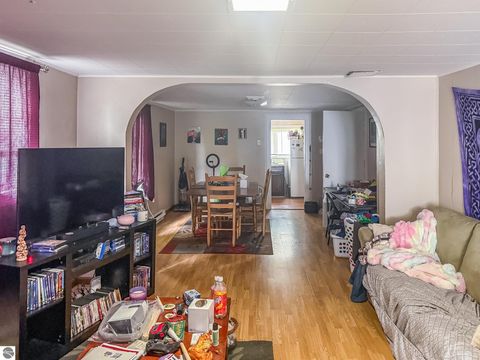 Tiny photo for 319 W Saginaw Street, St Louis, MI 48880 (MLS # 1947531)