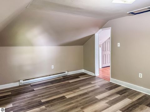 Tiny photo for 319 W Saginaw Street, St Louis, MI 48880 (MLS # 1947531)