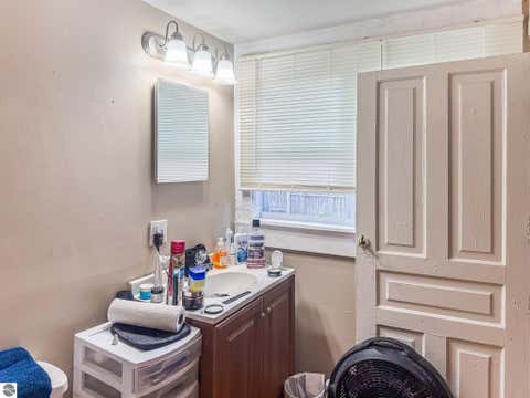Tiny photo for 319 W Saginaw Street, St Louis, MI 48880 (MLS # 1947531)