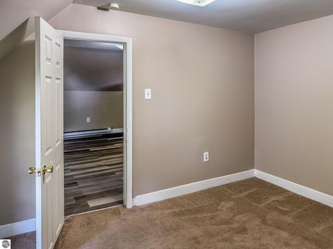 Tiny photo for 319 W Saginaw Street, St Louis, MI 48880 (MLS # 1947531)