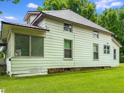 Tiny photo for 319 W Saginaw Street, St Louis, MI 48880 (MLS # 1947531)