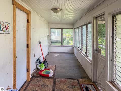 Tiny photo for 319 W Saginaw Street, St Louis, MI 48880 (MLS # 1947531)