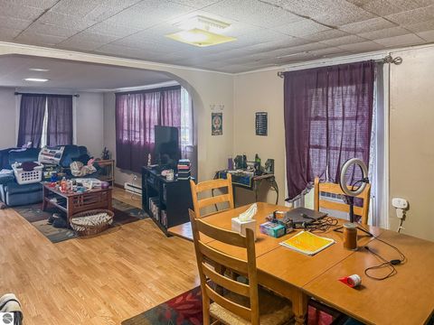Tiny photo for 319 W Saginaw Street, St Louis, MI 48880 (MLS # 1947531)