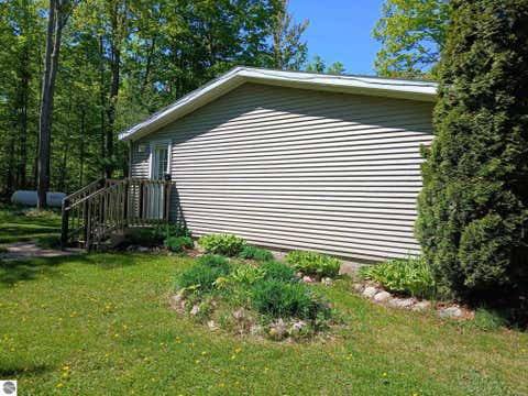 Tiny photo for 4627 Heart 2 Heart TRL, Gaylord, MI 49735 (MLS # 1946176)