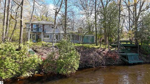 Tiny photo for 620 West Court, Mt Pleasant, MI 48858 (MLS # 1944348)