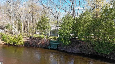 Tiny photo for 620 West Court, Mt Pleasant, MI 48858 (MLS # 1944348)