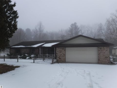 Photo of 329 W Main Street, Harrisville, MI 48740 (MLS # 1942546)