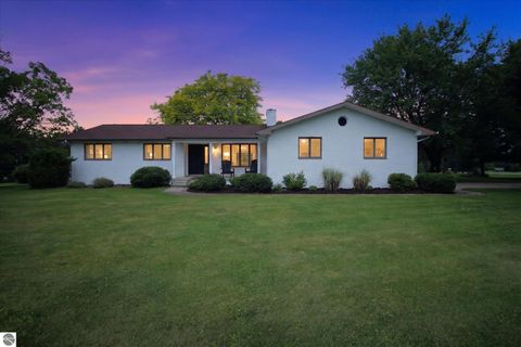 Tiny photo for 150 Doral Drive, Cadillac, MI 49601 (MLS # 1947279)