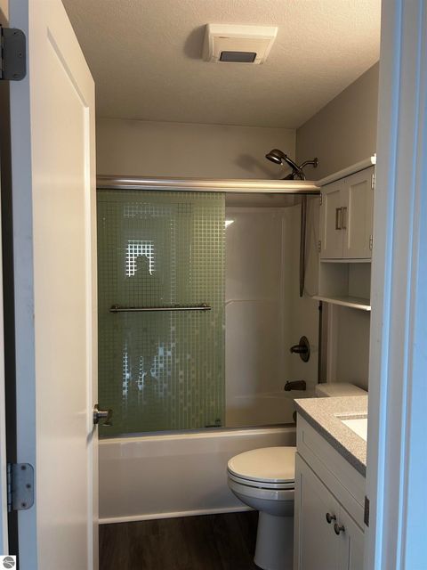 Tiny photo for 152 E Fourteenth Street, Traverse City, MI 49684 (MLS # 1941796)