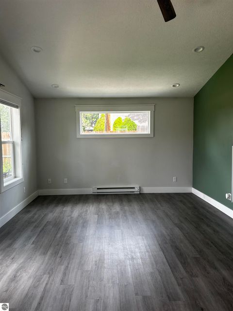 Tiny photo for 152 E Fourteenth Street, Traverse City, MI 49684 (MLS # 1941796)