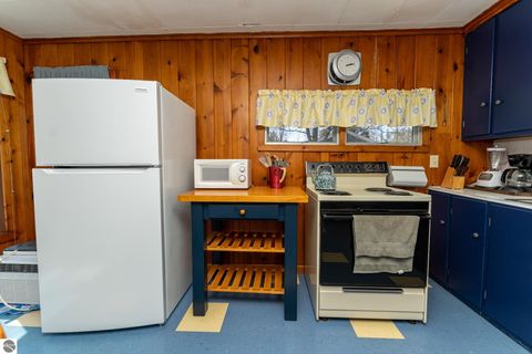 Tiny photo for 5445 W Beal City Road, Weidman, MI 48893 (MLS # 1943966)