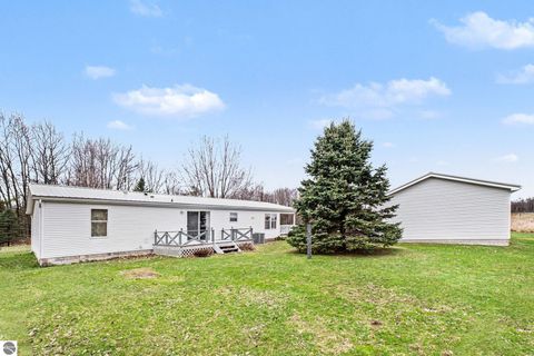 Tiny photo for 7915 S Curtis Road, Mt Pleasant, MI 48858 (MLS # 1944266)