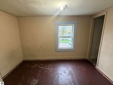 Tiny photo for 121 S Canal Street, Lake City, MI 49651 (MLS # 1944340)