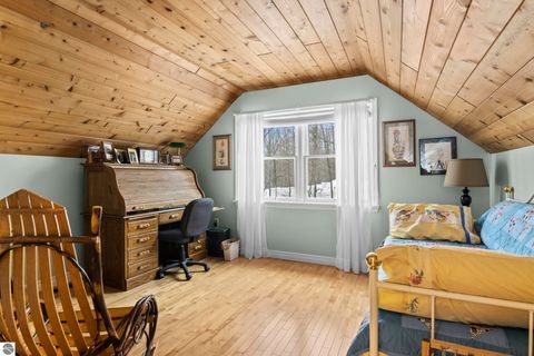 Tiny photo for 4951 Hawks Spur #101, Bellaire, MI 49615 (MLS # 1942249)