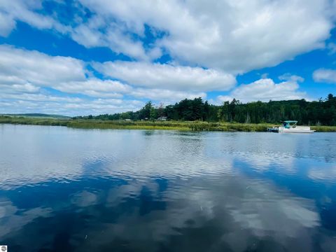 Tiny photo for 4951 Hawks Spur #101, Bellaire, MI 49615 (MLS # 1942249)