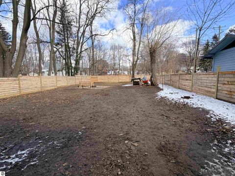 Tiny photo for 824 Cotey, Cadillac, MI 49601 (MLS # 1942935)