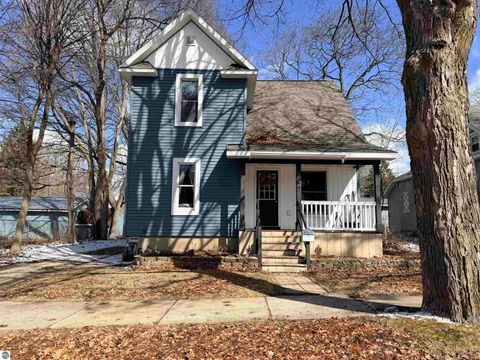 Tiny photo for 824 Cotey, Cadillac, MI 49601 (MLS # 1942935)