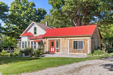 Tiny photo for 335 Bridge Street, Frankfort, MI 49635 (MLS # 1951069)