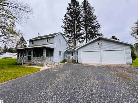 Tiny photo for 408 Garfield Street, Luther, MI 49656 (MLS # 1945102)