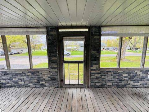 Tiny photo for 408 Garfield Street, Luther, MI 49656 (MLS # 1945102)