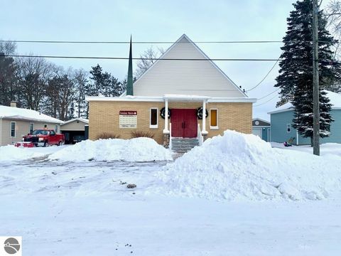 Tiny photo for 534 Aldrich Street, Cadillac, MI 49601 (MLS # 1941921)
