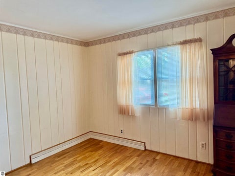 Tiny photo for 445 Yale Avenue, Alma, MI 48801 (MLS # 1950038)