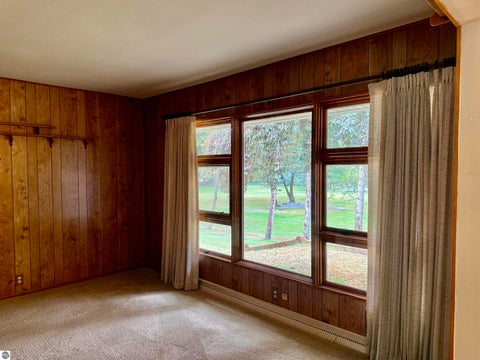 Tiny photo for 445 Yale Avenue, Alma, MI 48801 (MLS # 1950038)