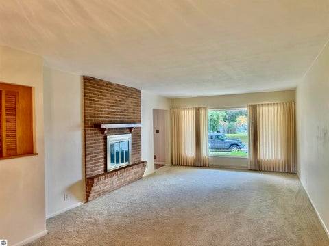 Tiny photo for 445 Yale Avenue, Alma, MI 48801 (MLS # 1950038)
