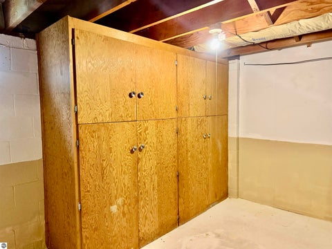 Tiny photo for 445 Yale Avenue, Alma, MI 48801 (MLS # 1950038)