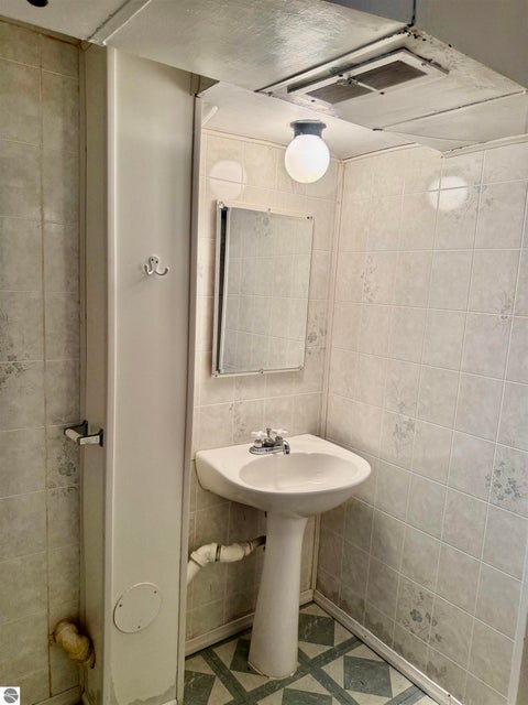 Tiny photo for 445 Yale Avenue, Alma, MI 48801 (MLS # 1950038)
