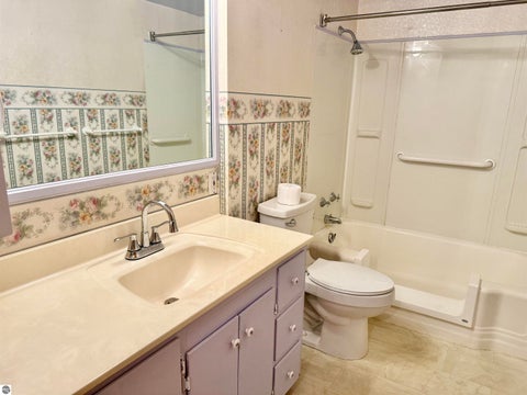 Tiny photo for 445 Yale Avenue, Alma, MI 48801 (MLS # 1950038)