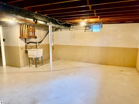 Tiny photo for 445 Yale Avenue, Alma, MI 48801 (MLS # 1950038)