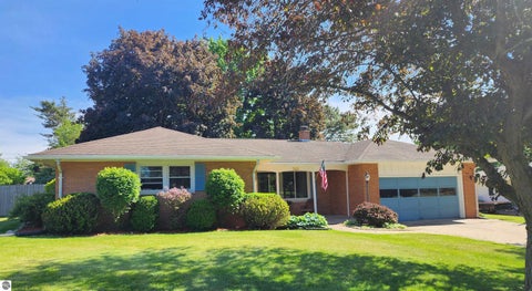 Photo of 540 Fairlane Drive, Alma, MI 48801 (MLS # 1946022)