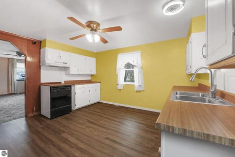 Tiny photo for 12871 S Sunset Drive, Traverse City, MI 49684 (MLS # 1945303)