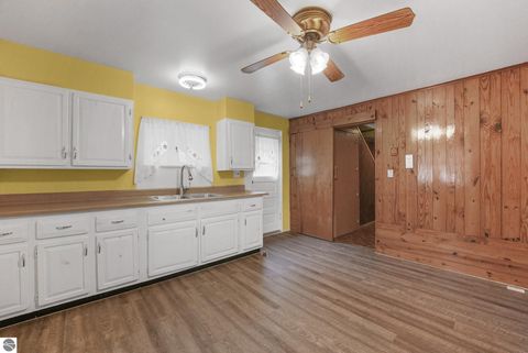 Tiny photo for 12871 S Sunset Drive, Traverse City, MI 49684 (MLS # 1945303)