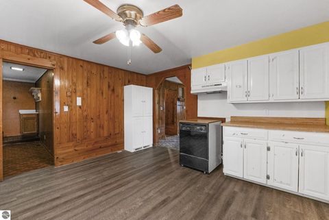 Tiny photo for 12871 S Sunset Drive, Traverse City, MI 49684 (MLS # 1945303)