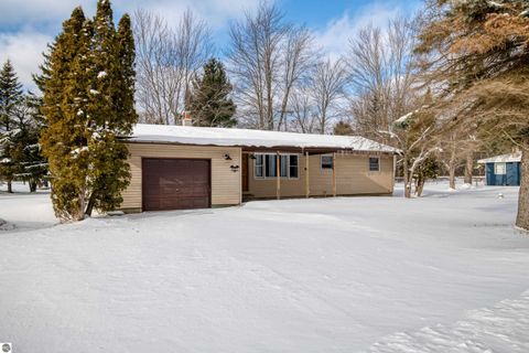 Photo of 1021 W Kalkaska Road, Kalkaska, MI 49646 (MLS # 1941624)