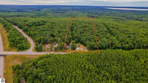 Tiny photo for 1825 W Sunset Drive, Roscommon, MI 48653 (MLS # 1941391)