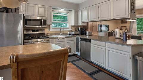 Tiny photo for 1825 W Sunset Drive, Roscommon, MI 48653 (MLS # 1941391)