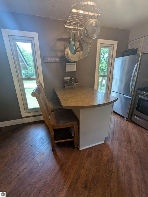 Tiny photo for 1825 W Sunset Drive, Roscommon, MI 48653 (MLS # 1941391)