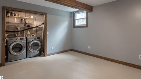 Tiny photo for 1825 W Sunset Drive, Roscommon, MI 48653 (MLS # 1941391)